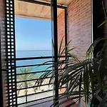 Retreat By The Sea 塞辛布拉